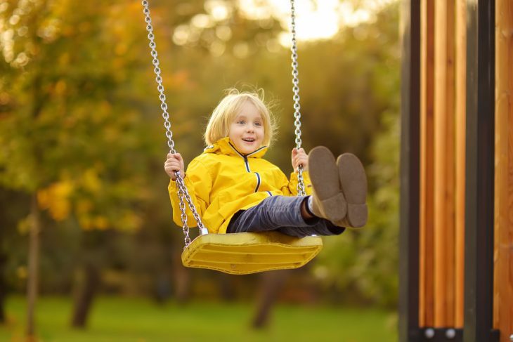 brinquedos clássicos de parquinho infantil